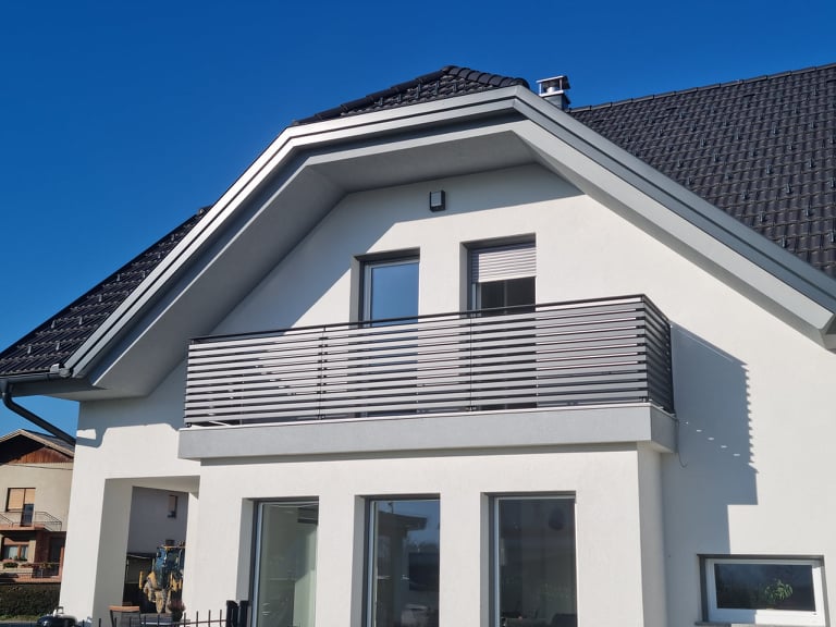 Železne ograje za balkon železne ograje za balkon