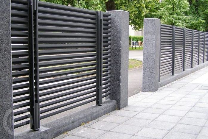 Dvoriščna vrata
